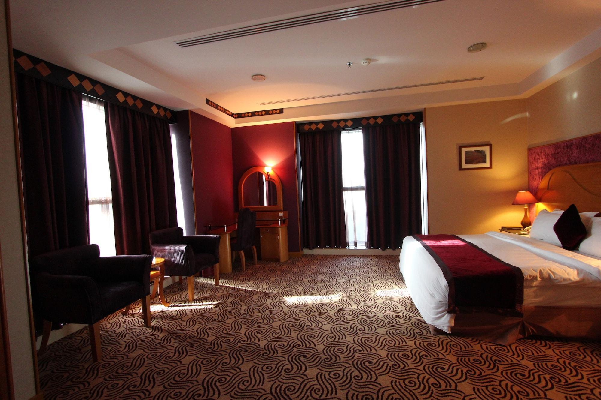 Awaliv International Hotel Ta'if Exterior foto A room at the hotel