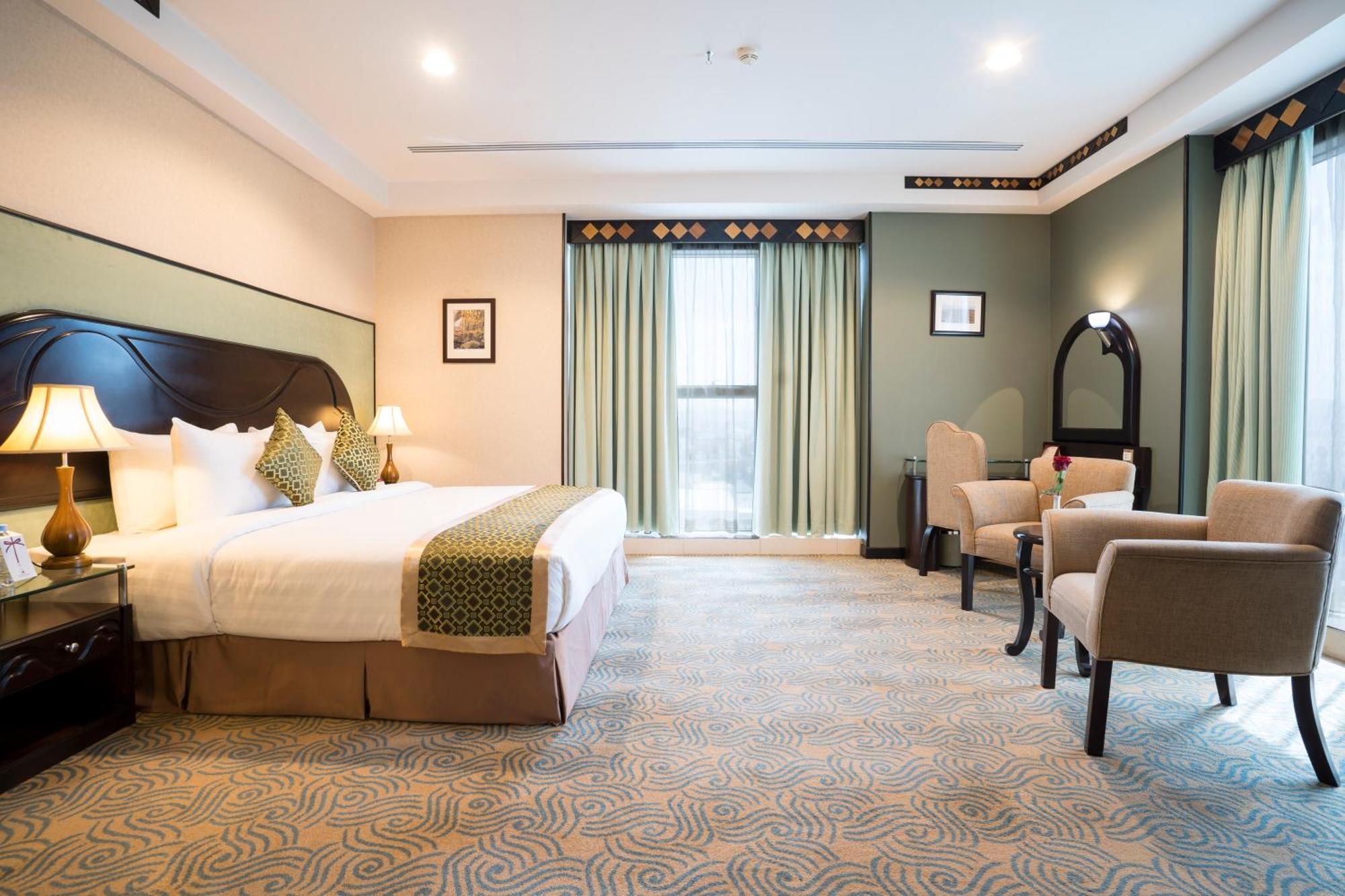 Awaliv International Hotel Ta'if Habitación foto Deluxe Room